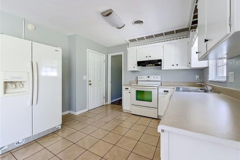 Villa ou maison à vendre à Ocala, Floride: 3 chambres, 114.27 m2 № 2229101 - photo 8