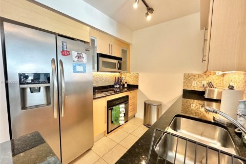 Condo à Miami, Floride, 1 chambre  № 2080202
