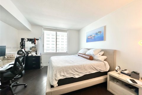Copropriété à vendre à Miami, Floride: 1 chambre, 78.6 m2 № 2080202 - photo 7
