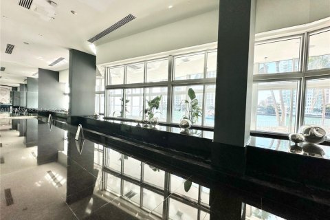 Copropriété à vendre à Miami, Floride: 1 chambre, 78.6 m2 № 2080202 - photo 18