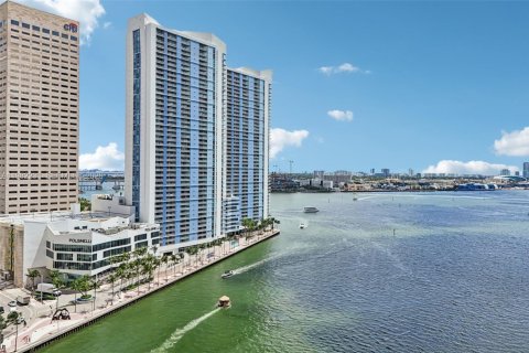 Copropriété à vendre à Miami, Floride: 1 chambre, 78.6 m2 № 2080202 - photo 30