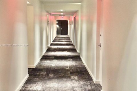 Copropriété à vendre à Miami, Floride: 1 chambre, 78.6 m2 № 2080202 - photo 17