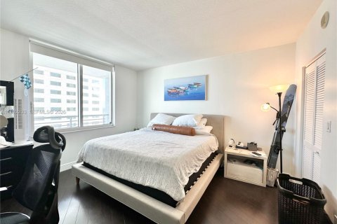 Copropriété à vendre à Miami, Floride: 1 chambre, 78.6 m2 № 2080202 - photo 8