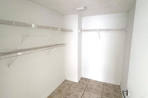Appartement à louer à Miami, Floride: 2 chambres, 92.16 m2 № 1830605 - photo 20