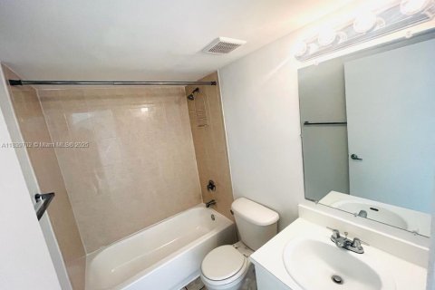 Appartement à louer à Miami, Floride: 2 chambres, 92.16 m2 № 1830605 - photo 12