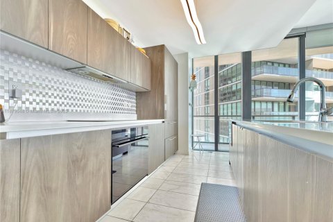 Copropriété à louer à Miami, Floride: 3 chambres, 153.2 m2 № 1981357 - photo 18