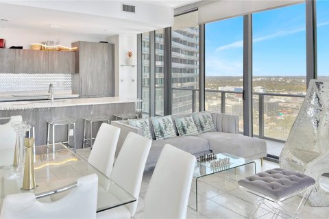 Copropriété à louer à Miami, Floride: 3 chambres, 153.2 m2 № 1981357 - photo 13