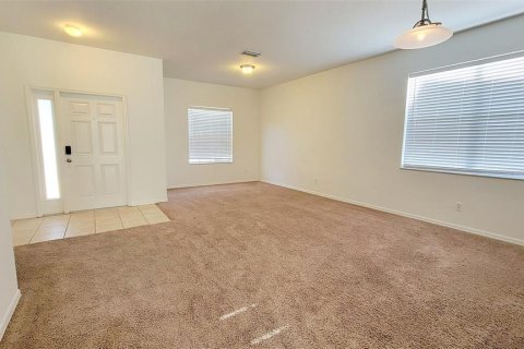 Casa en alquiler en Tampa, Florida, 4 dormitorios, 201.97 m2 № 1767951 - foto 3