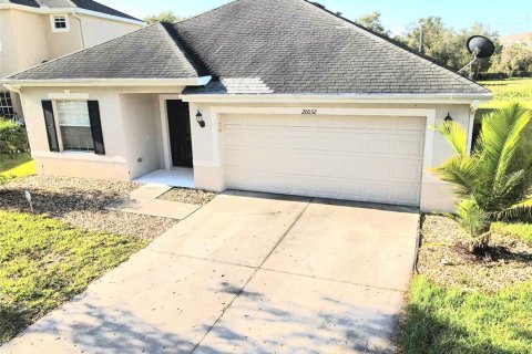 Casa en alquiler en Tampa, Florida, 4 dormitorios, 201.97 m2 № 1767951 - foto 1