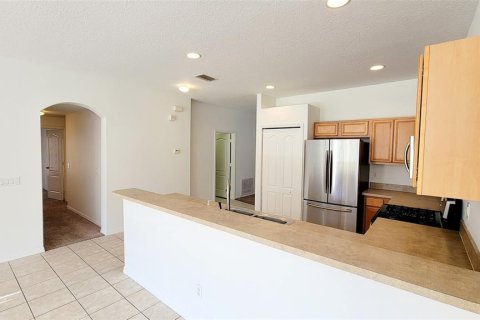 Casa en alquiler en Tampa, Florida, 4 dormitorios, 201.97 m2 № 1767951 - foto 4