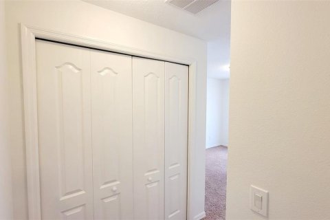 Casa en alquiler en Tampa, Florida, 4 dormitorios, 201.97 m2 № 1767951 - foto 11