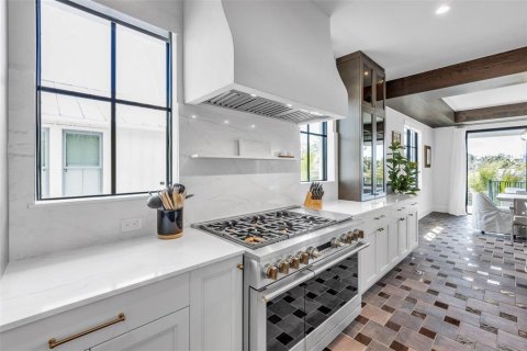 Villa ou maison à vendre à Anna Maria, Floride: 6 chambres, 420.38 m2 № 1733567 - photo 11