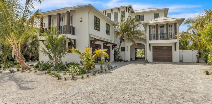 Villa ou maison à Anna Maria, Floride 6 chambres, 420.38 m2 № 1733567
