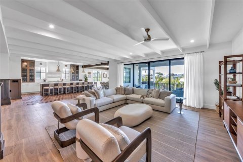 Villa ou maison à vendre à Anna Maria, Floride: 6 chambres, 420.38 m2 № 1733567 - photo 4