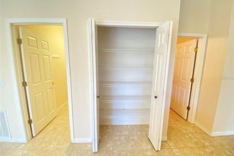 Casa en alquiler en Kissimmee, Florida, 2 dormitorios, 168.71 m2 № 1820569 - foto 13