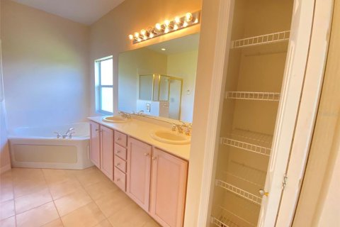 Casa en alquiler en Kissimmee, Florida, 2 dormitorios, 168.71 m2 № 1820569 - foto 21