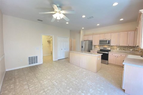 Casa en alquiler en Kissimmee, Florida, 2 dormitorios, 168.71 m2 № 1820569 - foto 11