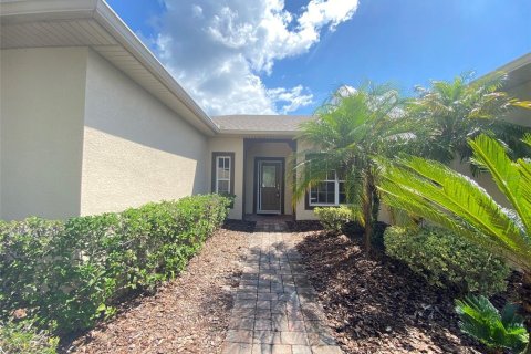 Casa en alquiler en Kissimmee, Florida, 2 dormitorios, 168.71 m2 № 1820569 - foto 2