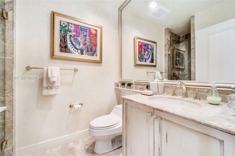 Снять в аренду кондоминиум в Корал-Гейблс, Флорида 3 спальни, 270.07м2, № 1998771 - фото 18