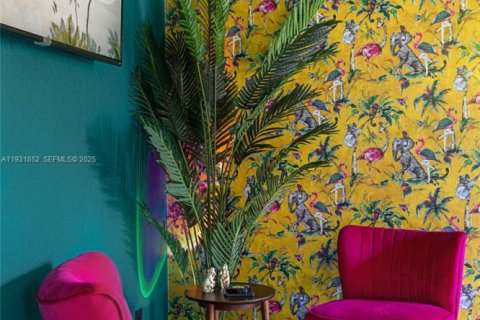 Снять в аренду квартиру в Форт-Лодердейл, Флорида 36.23м2, № 2034620 - фото 11