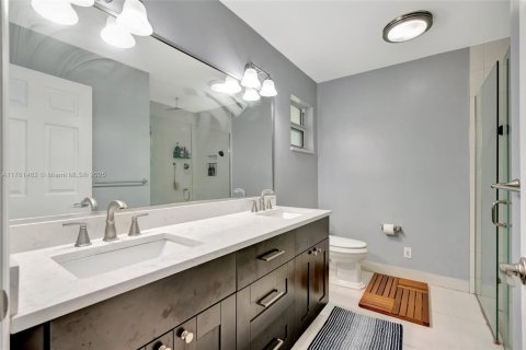 House in Jupiter, Florida 3 bedrooms, 178 sq.m. № 1860704 - photo 10