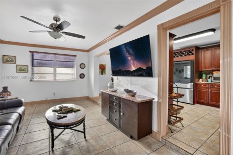 Immobilier commercial à vendre à Miami, Floride: 239.69 m2 № 2046444 - photo 16