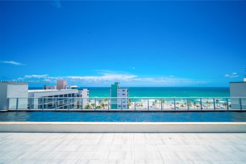 Hotel en venta en Hollywood, Florida, 2 dormitorios, 88.16 m2 № 1959067 - foto 19