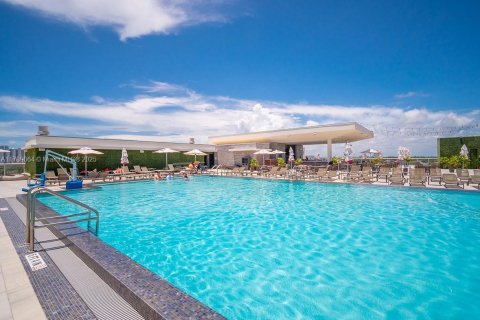 Hotel en venta en Hollywood, Florida, 2 dormitorios, 88.16 m2 № 1959067 - foto 16