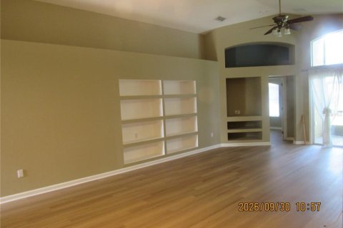House in Clermont, Florida 3 bedrooms, 160.16 sq.m. № 2395977 - photo 6