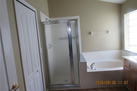 House in Clermont, Florida 3 bedrooms, 160.16 sq.m. № 2395977 - photo 25
