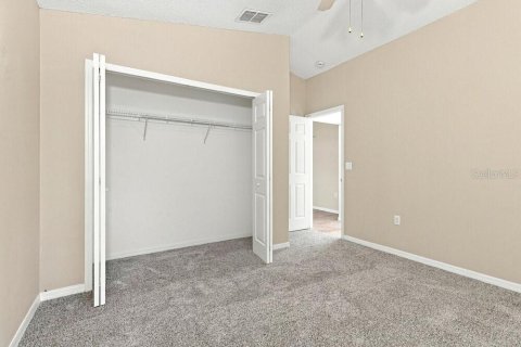 House in Hudson, Florida 3 bedrooms, 188.96 sq.m. № 2393383 - photo 14
