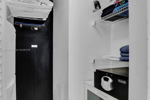 Купить кондоминиум в Майами-Бич, Флорида 1 спальня, 88.26м2, № 2038815 - фото 6