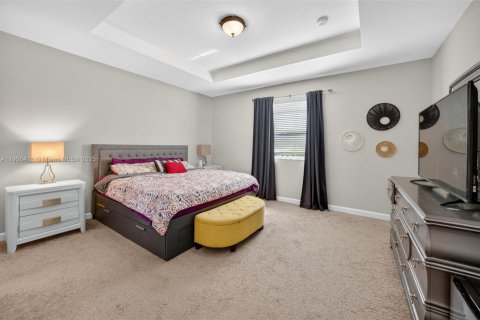 House in Homestead, Florida 3 bedrooms, 227.61 sq.m. № 1957067 - photo 29