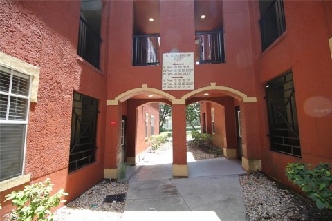 Condominio en alquiler en Lake Mary, Florida, 1 dormitorio, 77.76 m2 № 1826868 - foto 21