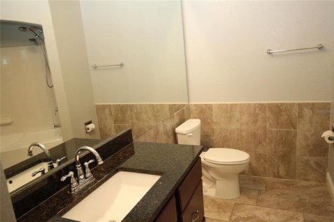 Condominio en alquiler en Lake Mary, Florida, 1 dormitorio, 77.76 m2 № 1826868 - foto 11