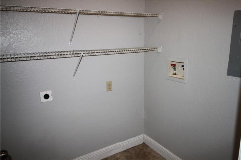 Condominio en alquiler en Lake Mary, Florida, 1 dormitorio, 77.76 m2 № 1826868 - foto 5