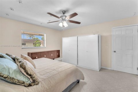 Villa ou maison à vendre à Miramar, Floride: 4 chambres, 125.42 m2 № 1966736 - photo 6