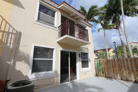 Adosado en alquiler en Miami, Florida, 4 dormitorios, 198.63 m2 № 2007840 - foto 17