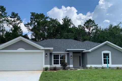 House in Citrus Springs, Florida 4 bedrooms, 196.67 sq.m. № 1915610 - photo 2