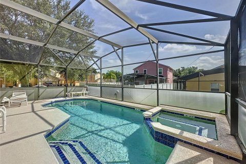 Casa en venta en Davenport, Florida, 4 dormitorios, 154.12 m2 № 1652299 - foto 8
