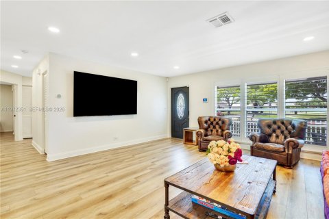 Casa en alquiler en Delray Beach, Florida, 3 dormitorios, 130.43 m2 № 2032914 - foto 7