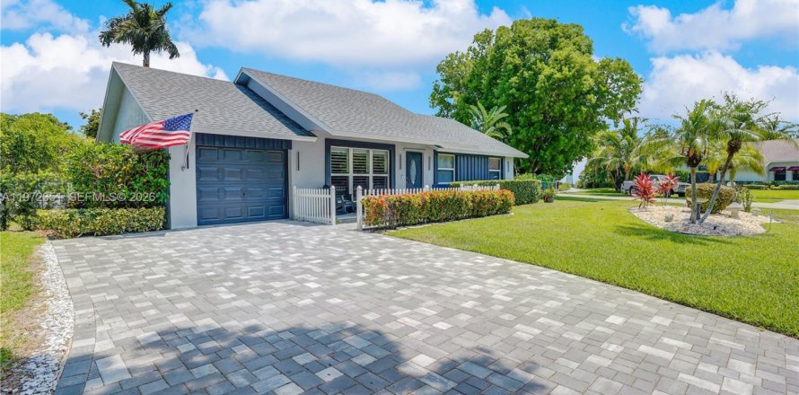 Casa en Delray Beach, Florida 3 dormitorios, 130.43 m2 № 2032914