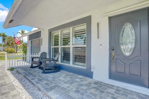 Casa en alquiler en Delray Beach, Florida, 3 dormitorios, 130.43 m2 № 2032914 - foto 2