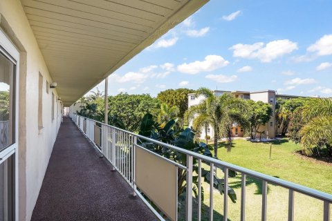 Condominio en venta en Boynton Beach, Florida, 1 dormitorio, 70.42 m2 № 2084499 - foto 18