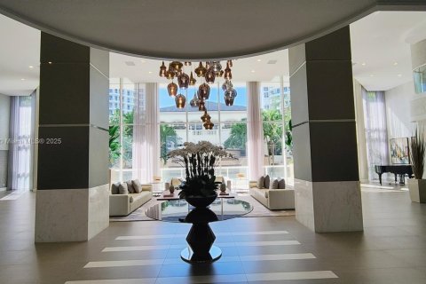 Condo in Aventura, Florida, 2 bedrooms № 1944457 - photo 6