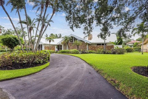 Villa ou maison à Miami, Floride 5 chambres, 346.9 m2 № 2089361