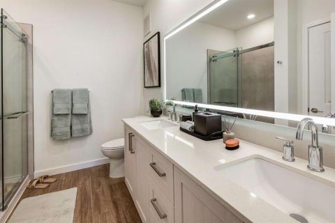 Apartamento en alquiler en Orlando, Florida, 3 dormitorios, 129.88 m2 № 2278067 - foto 2