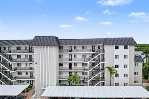 Condo à Sarasota, Floride, 2 chambres  № 2237865