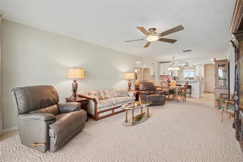 Condominio en venta en Sarasota, Florida, 2 dormitorios, 101.54 m2 № 2237865 - foto 2