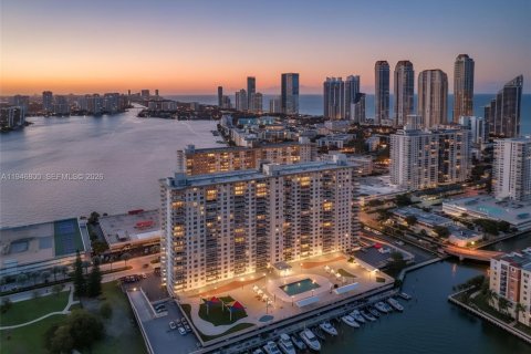 Кондоминиум с 2 спальнями в Санни-Айлс-Бич, Флорида № 2006900